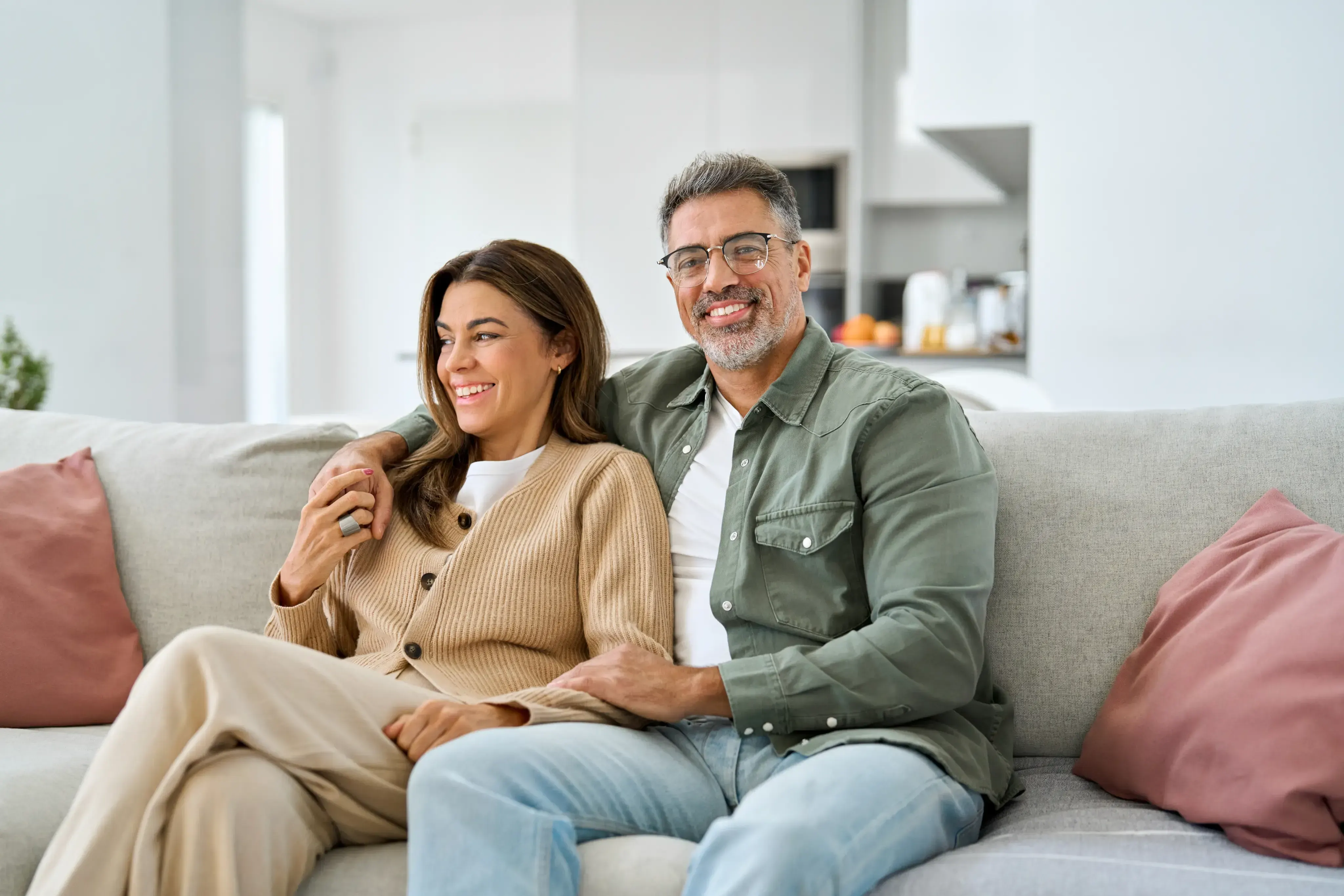 Adult patient discreetly seeking urinary incontinence care at Gonzales-Vigilar Psychiatric Services in Ashburn, VA