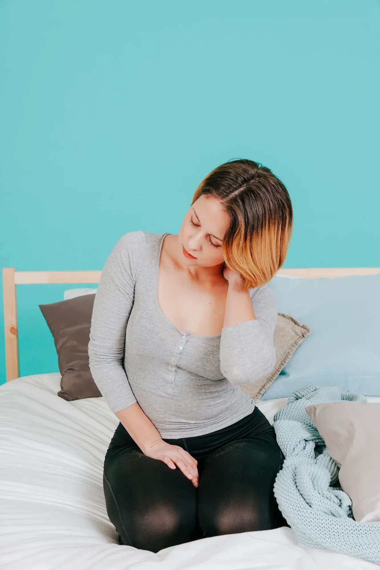 Adult patient considering pelvic floor weakness signs at Gonzales-Vigilar Psychiatric Services Ashburn